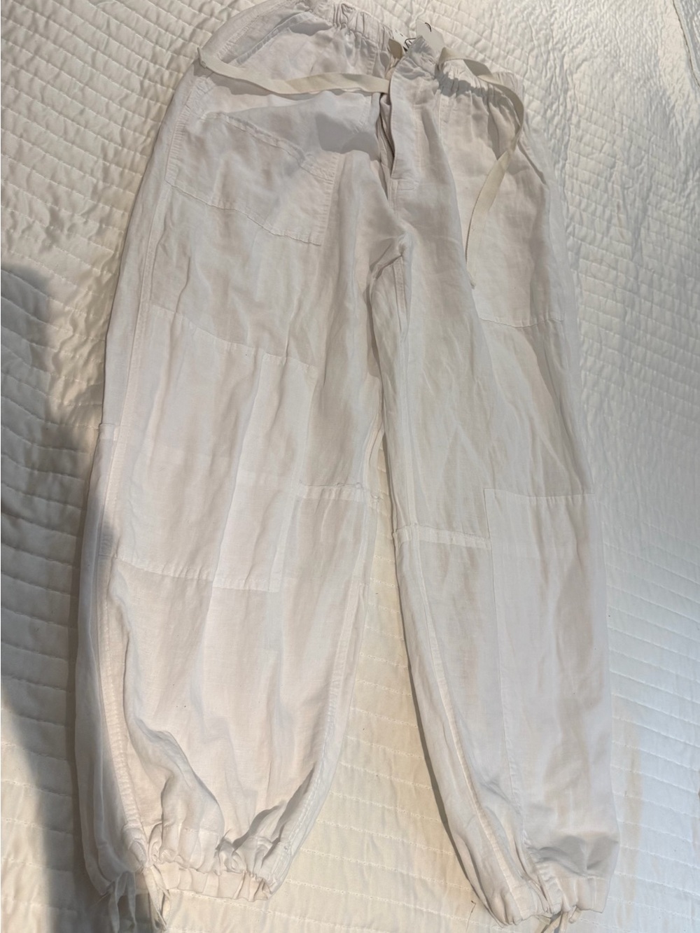 Zara White Drawstring Relaxed Jogger Pants